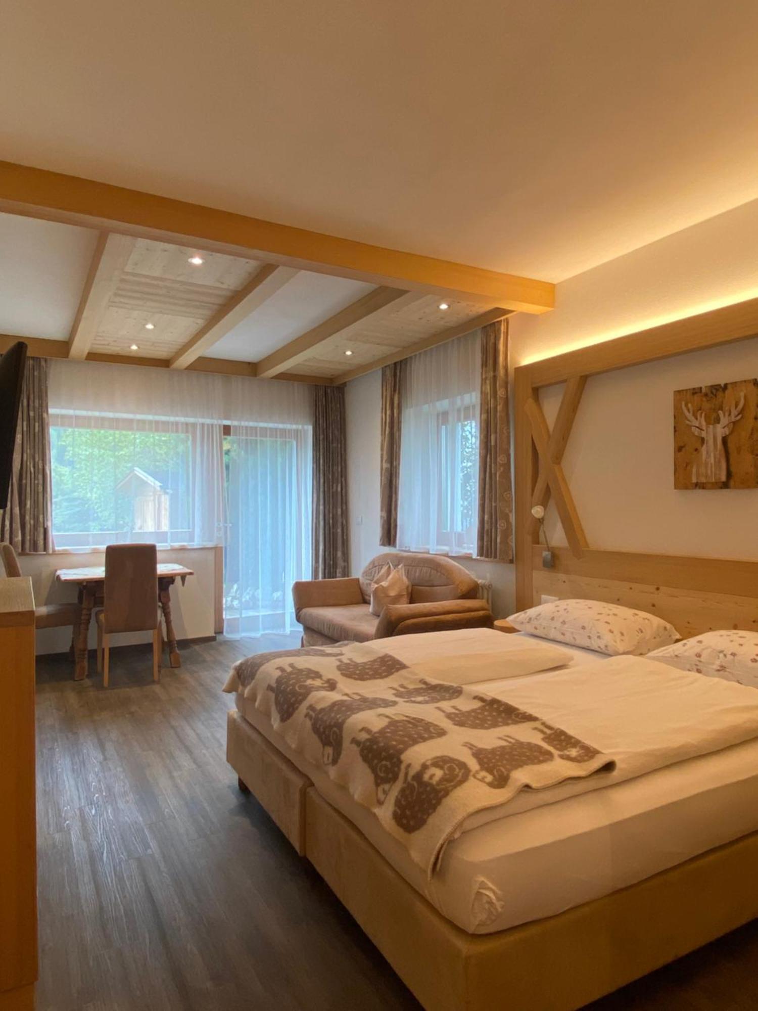 Apartments Chalet Ciufdlton Колфоско Екстериор снимка