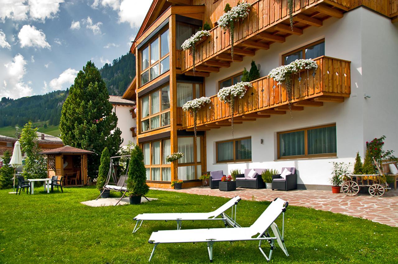 Apartments Chalet Ciufdlton Колфоско Екстериор снимка